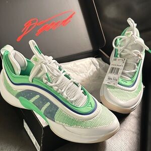 ADIDAS DON ISSUE #6 NEW IN BOX